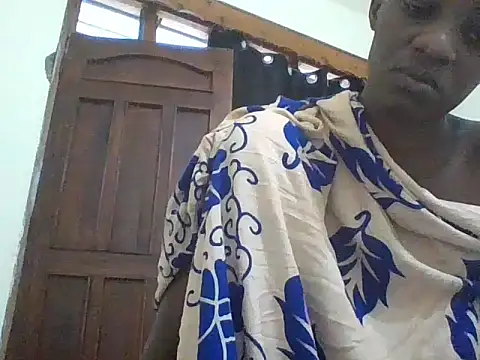 Snapshot of Lusty_Aliyah chatting on September 24, 12:41 pm Lusty Aliyah online show from September 24, 12:41 pm