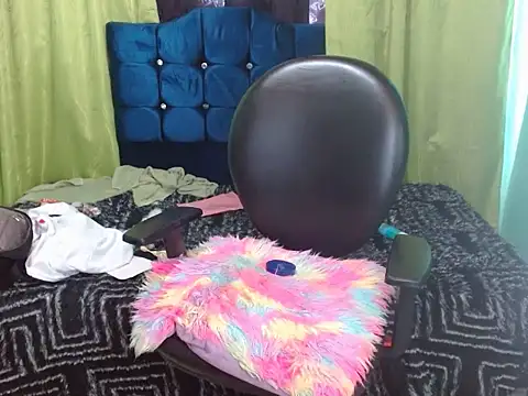 canelasexy 1 online show from July 11, 3:48 pm