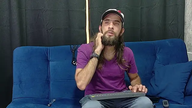 hairy mannn online show from September 11, 7:36 pm