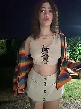 roxyrougee online show from April 24, 10:18 am