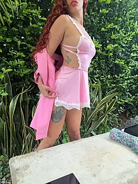 Snapshot of roxyrougee chatting on June 3, 12:30 pm roxyrougee online show from June 3, 12:30 pm