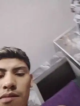 aispuro8505 online show from March 7, 8:55 am