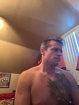 DILFiGuess11 online show from January 16, 2:43 pm