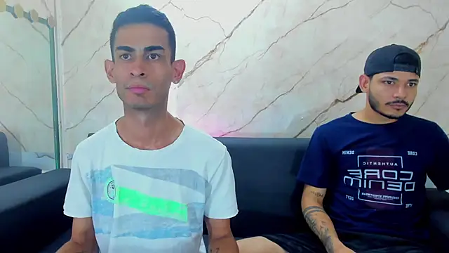 Snapshot of Golldens_Dreamss chatting on September 11, 3:39 am Golldens Dreamss online show from September 11, 3:39 am