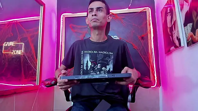 Snapshot of Golldens_Dreamss chatting on October 27, 11:14 am Golldens Dreamss online show from October 27, 11:14 am