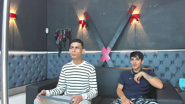 Snapshot of Golldens_Dreamss chatting on November 14, 12:04 pm Golldens Dreamss online show from November 14, 12:04 pm