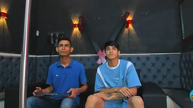 Snapshot of Golldens_Dreamss chatting on November 16, 12:55 pm Golldens Dreamss online show from November 16, 12:55 pm