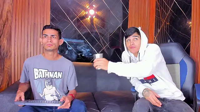 Snapshot of Golldens_Dreamss chatting on November 29, 12:08 pm Golldens Dreamss online show from November 29, 12:08 pm