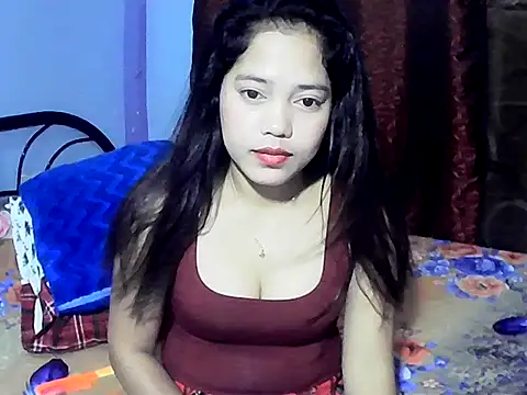 Snapshot of xmaldita18 chatting on December 3, 7:34 pm xmaldita18 online show from December 3, 7:34 pm