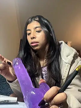DianeSuns  online show from April 11, 4:50 am