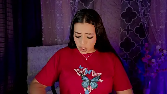 Kayleemorales online show from April 27, 5:33 pm