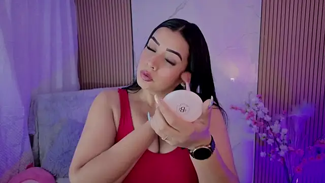 Kayleemorales online show from June 14, 4:53 pm