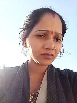 Snapshot of Jooli_xx chatting on November 8, 2:34 am Jooli xx online show from November 8, 2:34 am