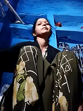 Snapshot of Jooli_xx chatting on November 29, 12:57 am Jooli xx online show from November 29, 12:57 am