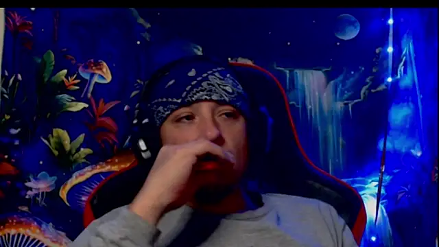 Snapshot of YoBlezz chatting on November 27, 11:29 pm YoBlezz online show from November 27, 11:29 pm