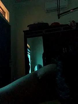 leehank01 online show from October 14, 6:14 am