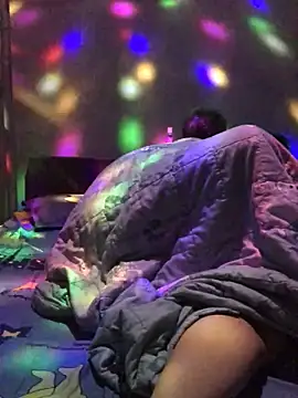 leehank01 online show from November 13, 4:28 pm