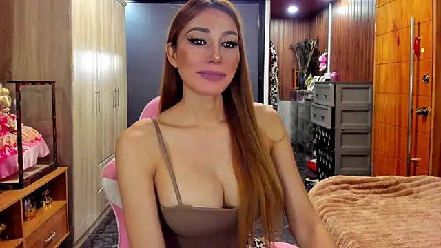 imallyoures69 online show from June 19, 9:02 am