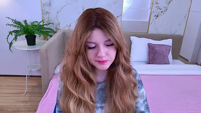 Snapshot of AlmaSound chatting on December 3, 3:36 am AlmaSound online show from December 3, 3:36 am