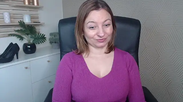 angelaSamt online show from December 1, 6:40 am