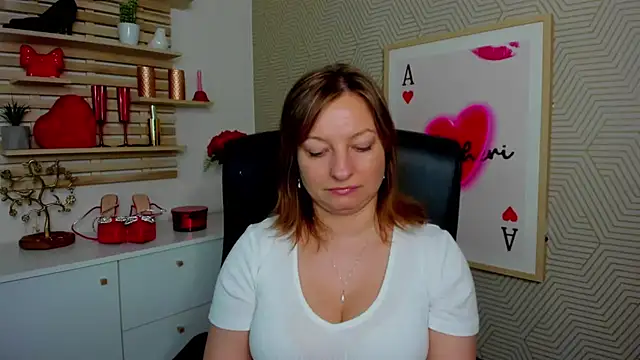 angelaSamt online show from April 30, 5:36 am