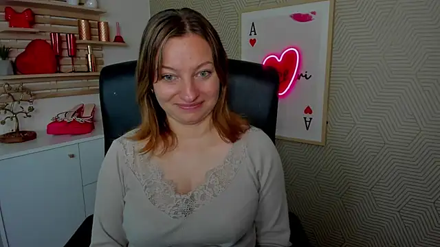 angelaSamt online show from June 17, 5:32 am