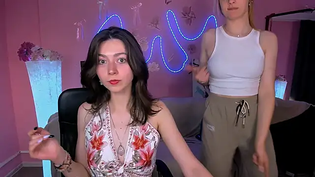 Snapshot of kitniss_dreamy chatting on May 20, 7:31 pm kitniss dreamy online show from May 20, 7:31 pm