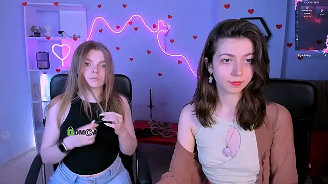 Snapshot of kitniss_dreamy chatting on June 4, 11:11 pm kitniss dreamy online show from June 4, 11:11 pm