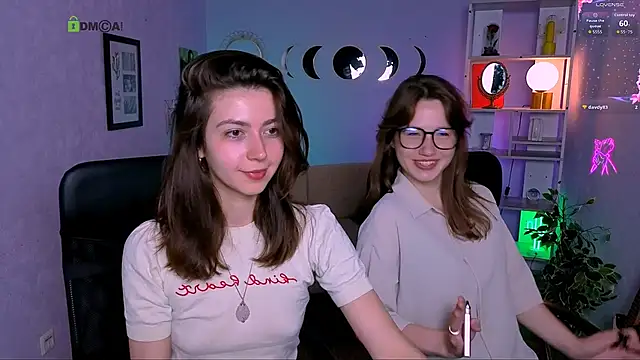 Snapshot of kitniss_dreamy chatting on June 14, 7:27 pm kitniss dreamy online show from June 14, 7:27 pm