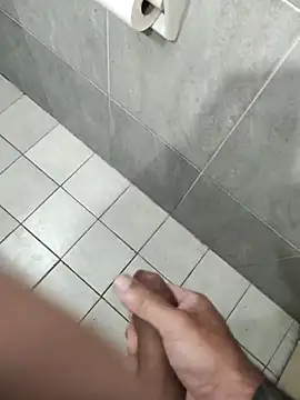 Snapshot of rorope chatting on November 30, 6:28 am rorope online show from November 30, 6:28 am