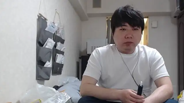 raterate555 online show from April 28, 10:09 am