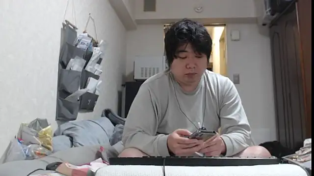 raterate555 online show from June 11, 10:46 am