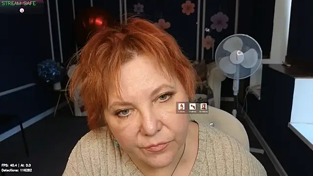 Snapshot of Kira_Kenett chatting on June 22, 9:28 am Kira Kenett online show from June 22, 9:28 am