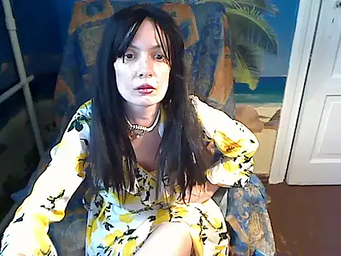Snapshot of Bastet12 chatting on May 6, 1:16 pm Bastet12 online show from May 6, 1:16 pm