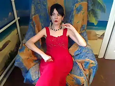 Snapshot of Bastet12 chatting on June 13, 11:19 am Bastet12 online show from June 13, 11:19 am