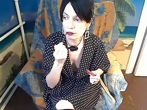 Snapshot of Bastet12 chatting on June 16, 11:46 am Bastet12 online show from June 16, 11:46 am