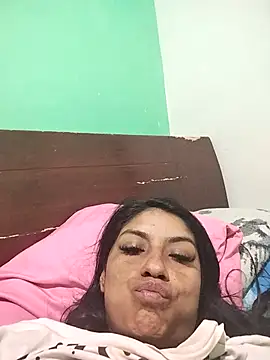 Snapshot of AnggelicaSwan21 chatting on October 13, 12:32 am AnggelicaSwan21 online show from October 13, 12:32 am