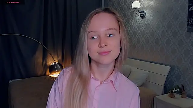 SoonMoor online show from November 11, 6:30 pm