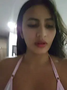 Snapshot of Rumy_2005 chatting on January 17, 11:59 am Rumy 2005 online show from January 17, 11:59 am