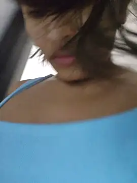 Snapshot of Rumy_2005 chatting on February 10, 12:09 pm Rumy 2005 online show from February 10, 12:09 pm