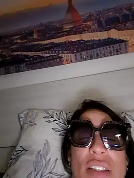 sexy7883 online show from March 1, 12:56 am