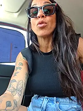 Snapshot of sexy7883 chatting on June 23, 12:36 pm sexy7883 online show from June 23, 12:36 pm