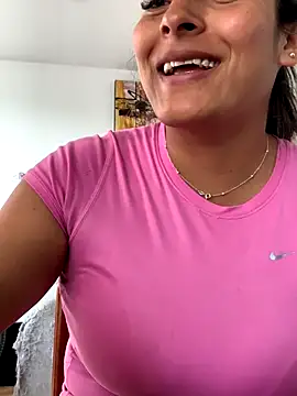 Snapshot of Berta_arevalo_blsd chatting on October 8, 2:04 pm Berta arevalo blsd online show from October 8, 2:04 pm