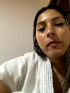 Snapshot of Berta_arevalo_blsd chatting on November 29, 6:44 pm Berta arevalo blsd online show from November 29, 6:44 pm