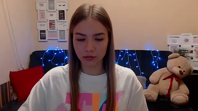 aSingleOne online show from February 18, 9:00 pm