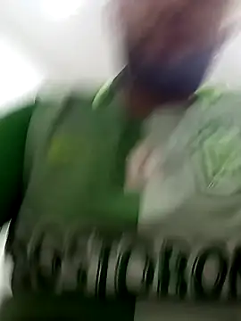 Snapshot of angelitocalientico chatting on October 28, 1:36 pm angelitocalientico online show from October 28, 1:36 pm