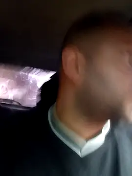 Snapshot of angelitocalientico chatting on November 5, 11:10 am angelitocalientico online show from November 5, 11:10 am