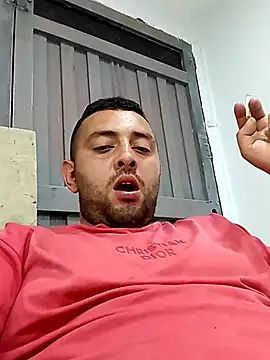 Snapshot of angelitocalientico chatting on November 8, 2:34 am angelitocalientico online show from November 8, 2:34 am