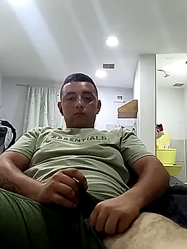 Snapshot of angelitocalientico chatting on November 11, 2:22 am angelitocalientico online show from November 11, 2:22 am