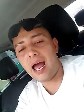 Snapshot of angelitocalientico chatting on January 17, 5:16 pm angelitocalientico online show from January 17, 5:16 pm